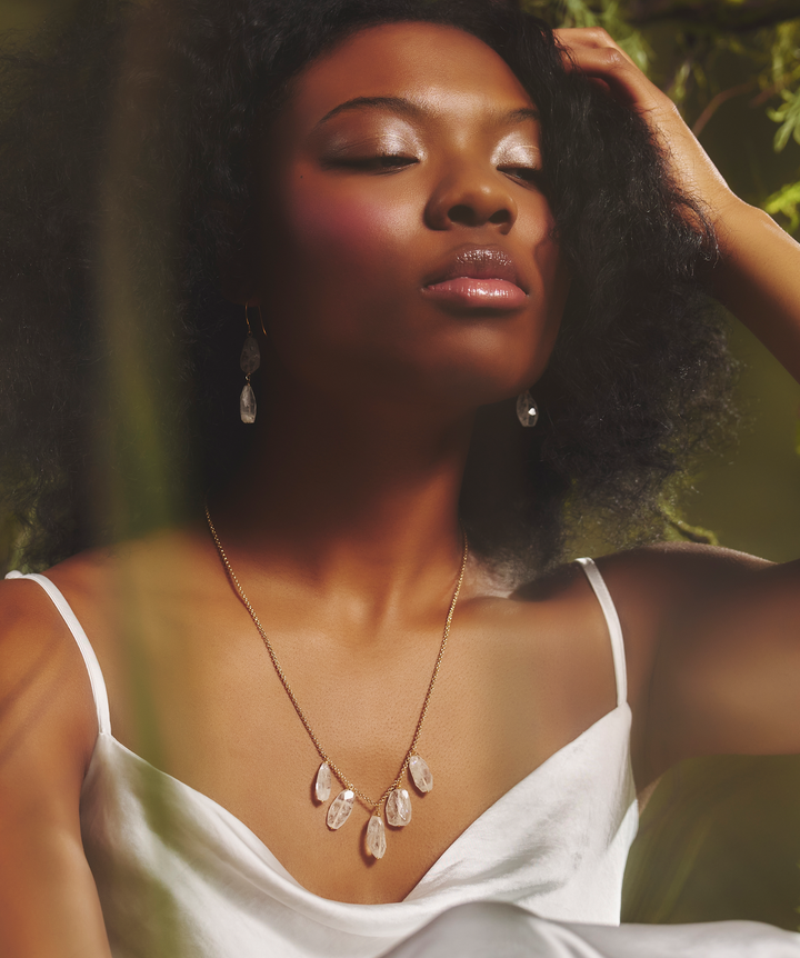 Bridal Neck 12